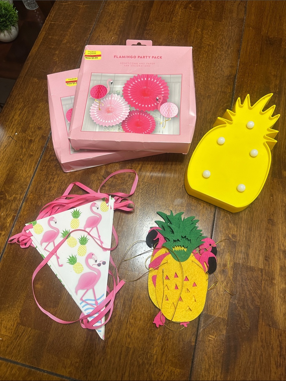 🍍 Flamingo Party Pack Decorations - Party Supplies 🦩 🎉